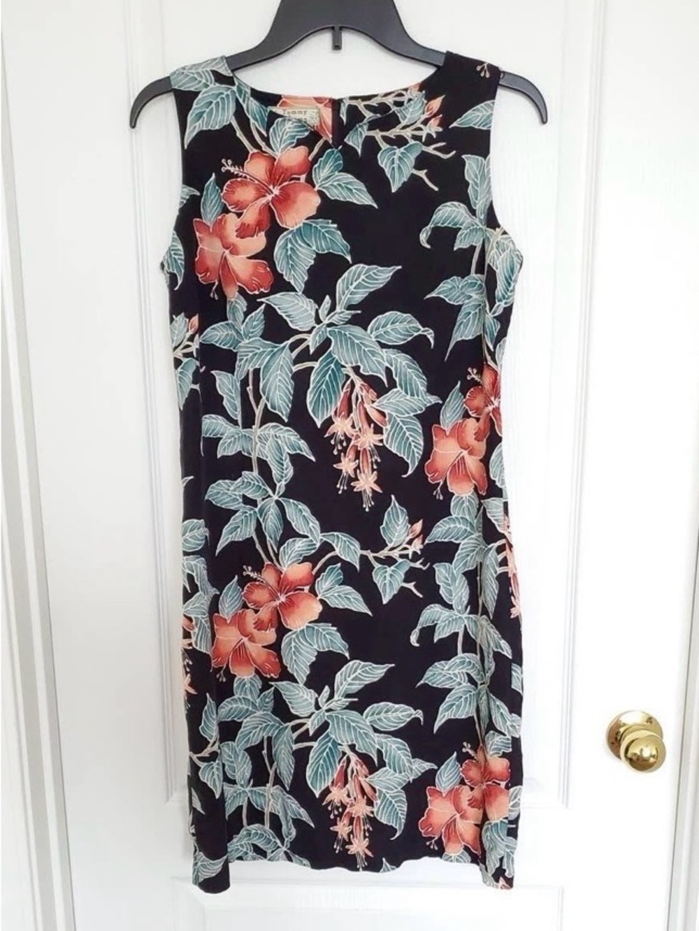 Tommy Bahama Silk Lined Aloha Floral Sleeveless Knee Length Shift Dress Size 8